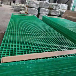 Tấm sàn grating composite frp kích thước 1220 x 2440 x  38 mm